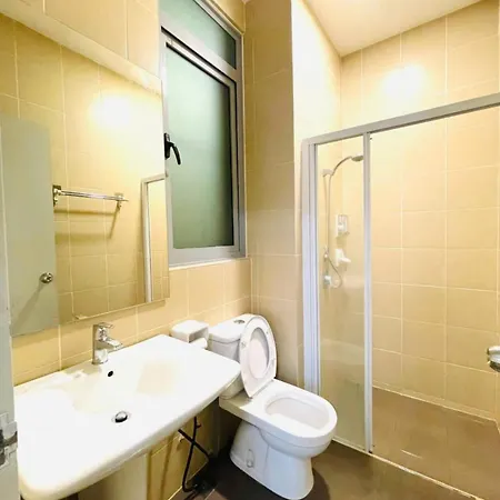 Cozy Home In City Center With Free Parking - 1A Kuala Lumpur Luaran gambar